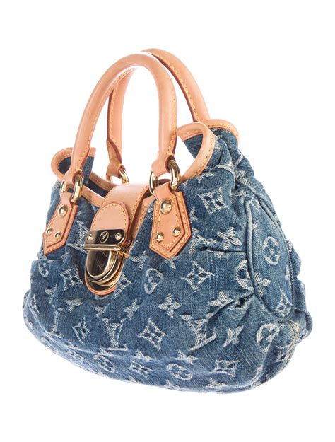 louis vuitton bag in denim.